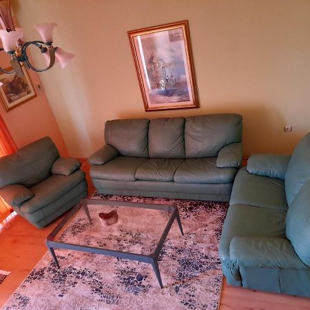 הרצג-נובי Villa Garden Apartments מראה חיצוני תמונה