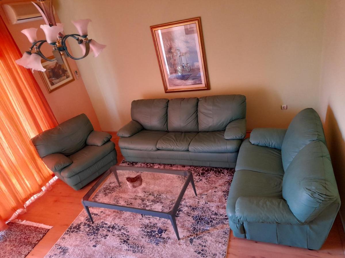 הרצג-נובי Villa Garden Apartments מראה חיצוני תמונה