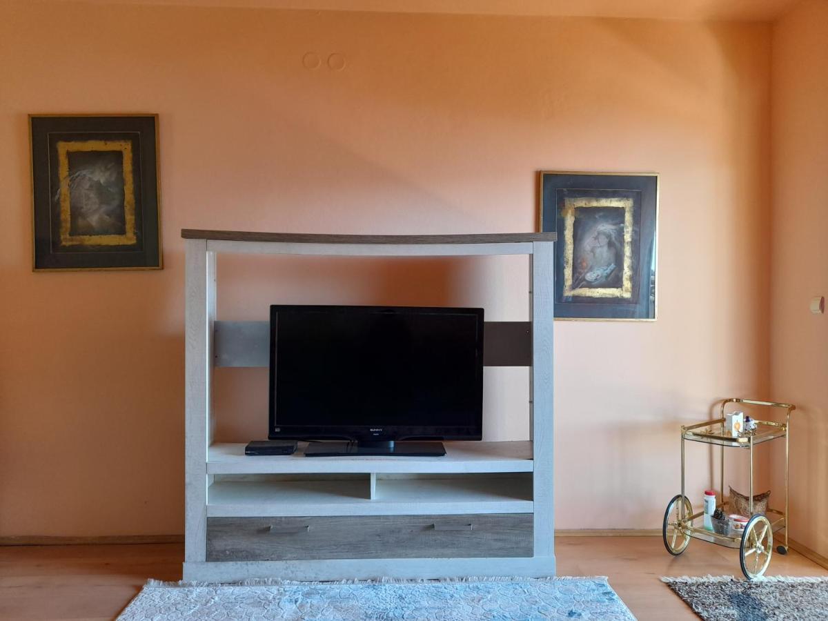 הרצג-נובי Villa Garden Apartments מראה חיצוני תמונה