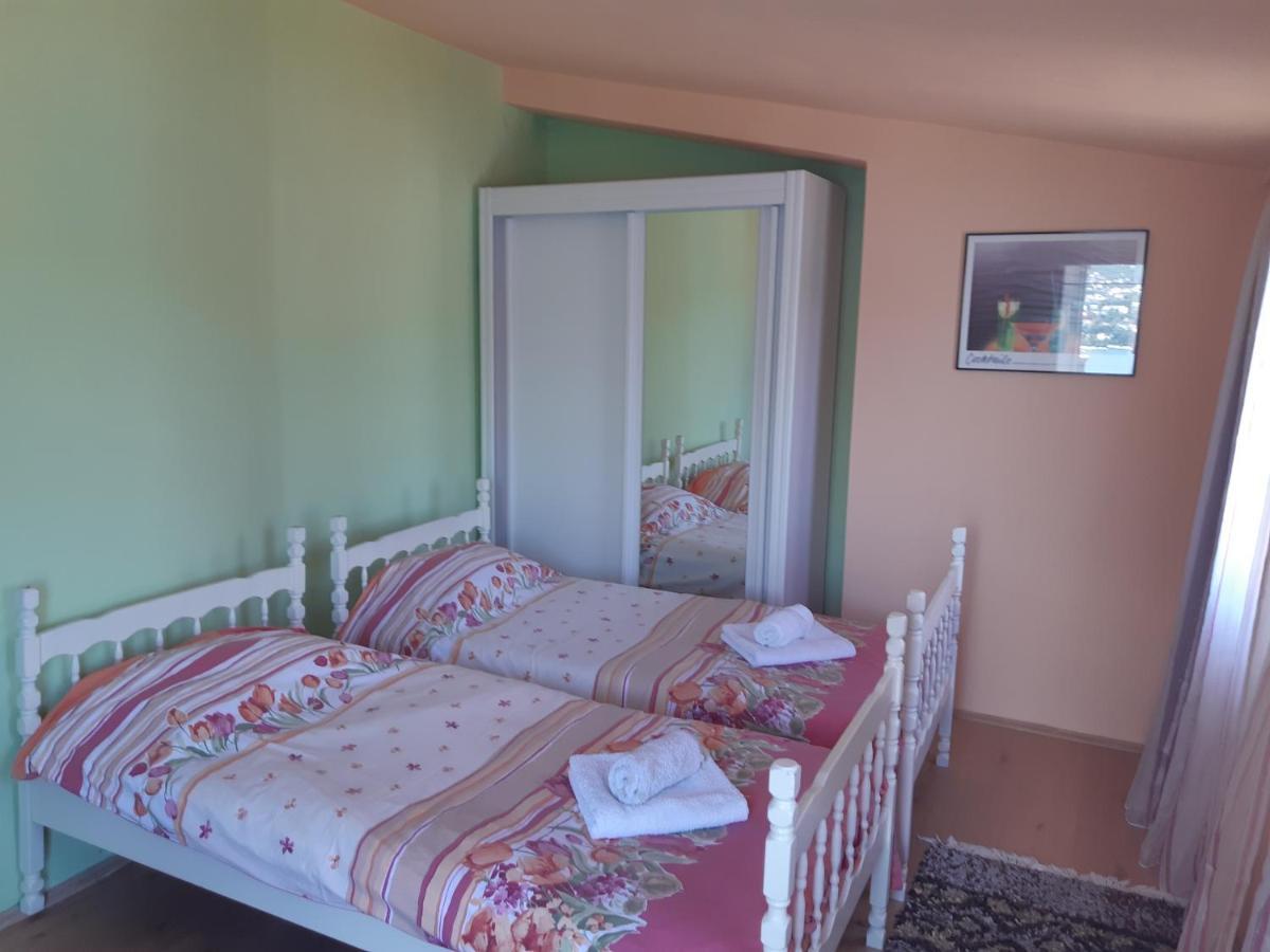 הרצג-נובי Villa Garden Apartments מראה חיצוני תמונה